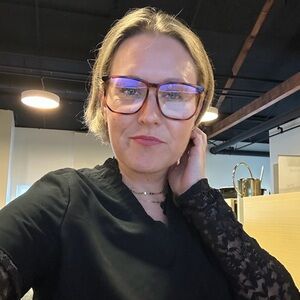 Meet your Posher, Alexandra